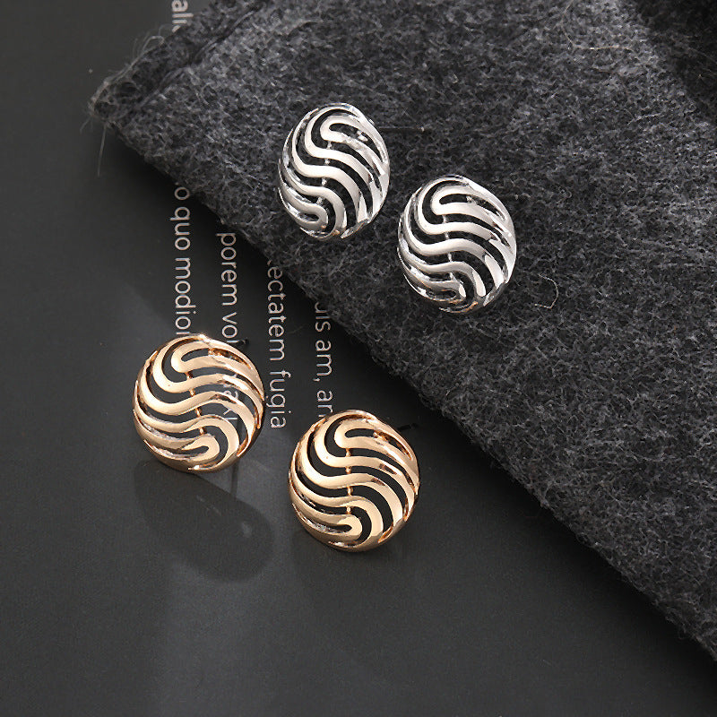 Mini Hollow Irregular Heart Shaped Stud Earrings Zinc Alloy - Temu