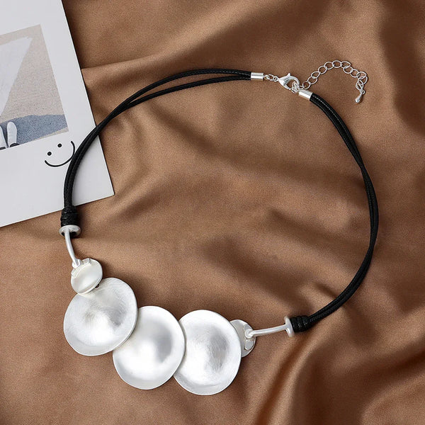 Trendy Multi Circles Pendant Chokers Leather Necklace for Women - Design Jewelry 60cm