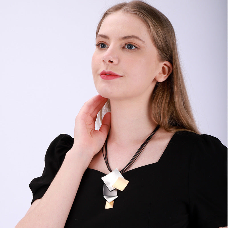 Stainless steel necklace with chunky Black & Gold ELEMENTS - CIVIBUY