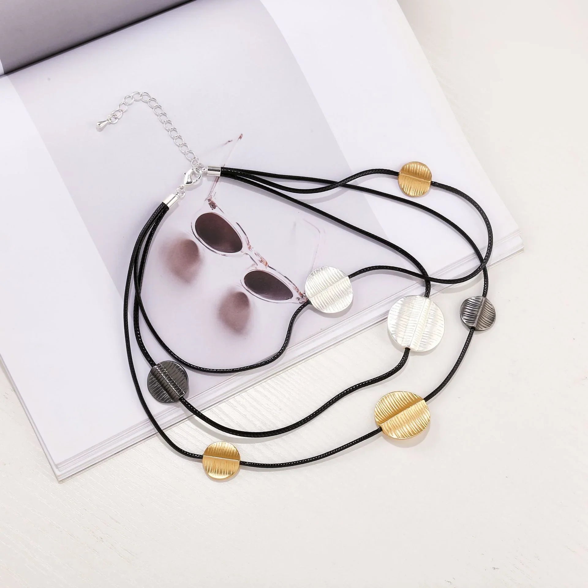 Women’s Gold Layered Collar Necklace with Minimalist Disc Design - CIVIBUY