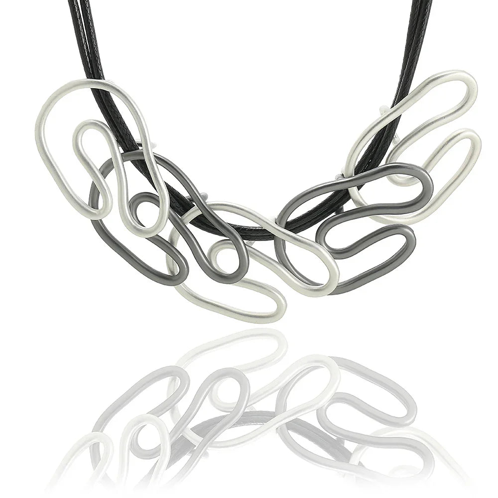 Leather choker Necklace for Women Collar Necklace Disc Necklace - CIVIBUY