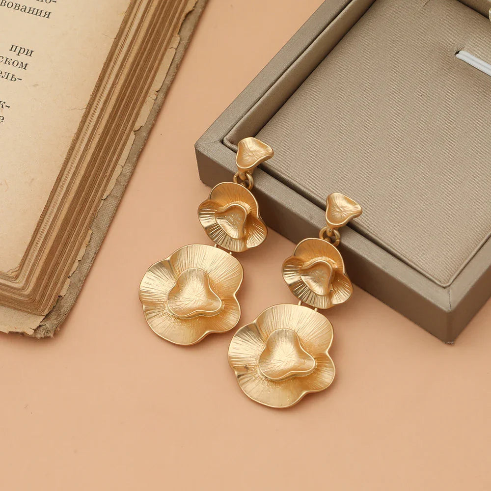 GOLDEN SEVILLA EARRINGS - CIVIBUY