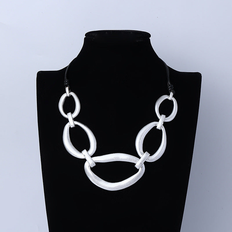 Beautiful bold necklace, statement necklace, chunky short necklace - CIVIBUY