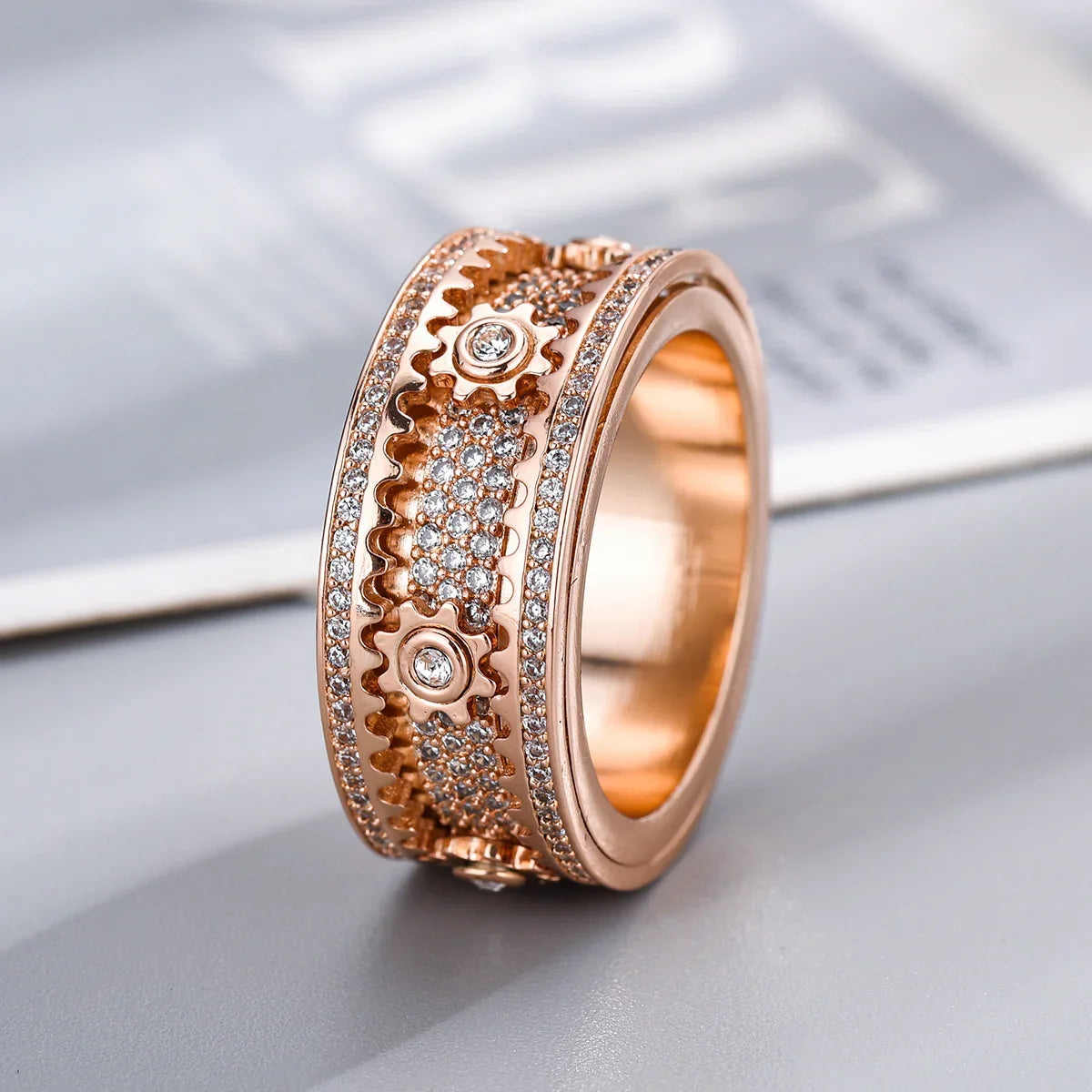 Stylish Rotating Gear Spinner Ring with Rhinestone CZ for Men & Women - CIVIBUY
