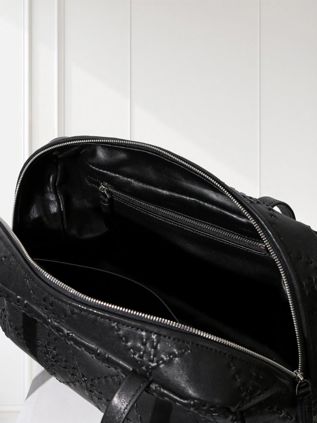 Luxury Handcrafted Bowling-Style Leather Bag – Brown | Everyday Shoulder Tote