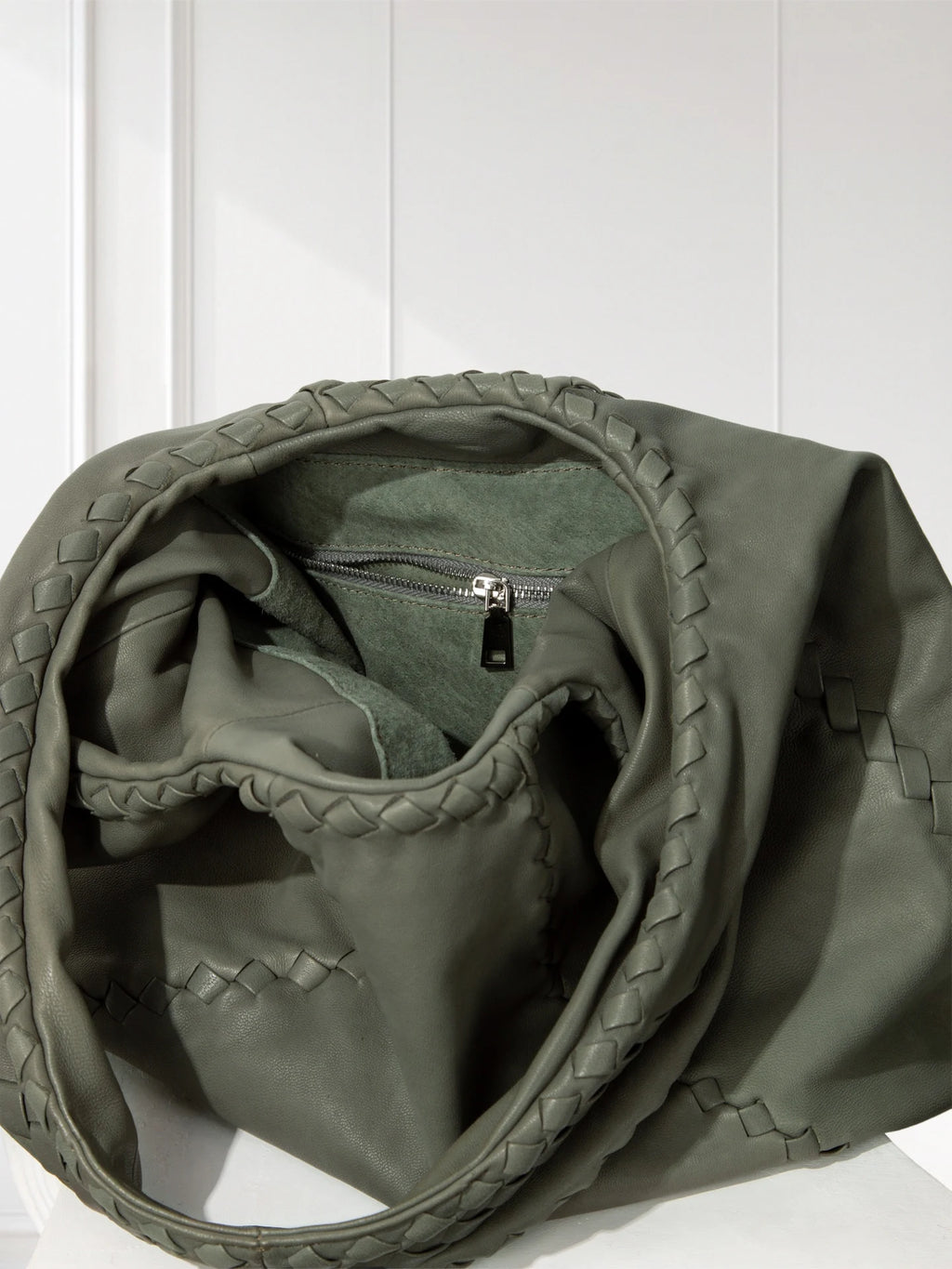 Aniline Lambskin Handwoven Vintage Hobo Bag – Gray Taupe