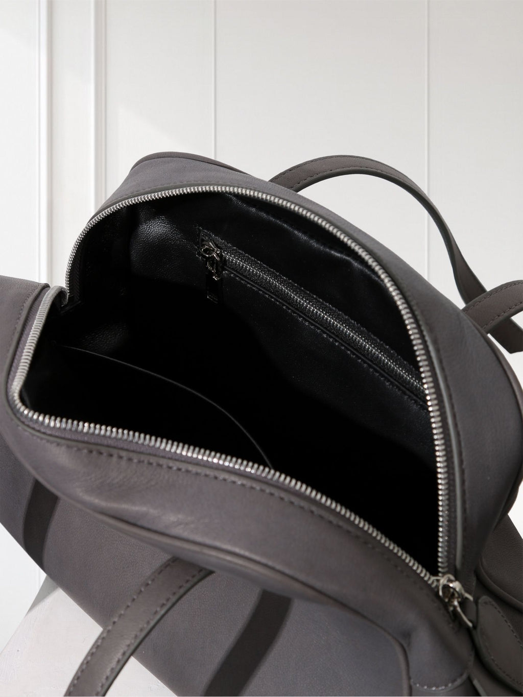 Premium Elegant Bowling-Style Leather Bag