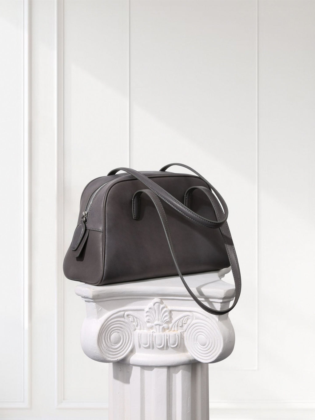 Premium Elegant Bowling-Style Leather Bag