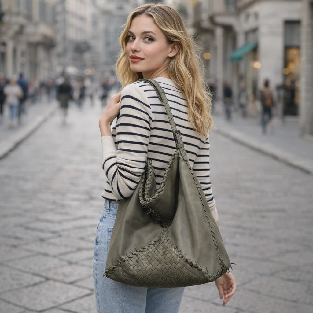 Bella Medium Leather Shoulder Bag,Green