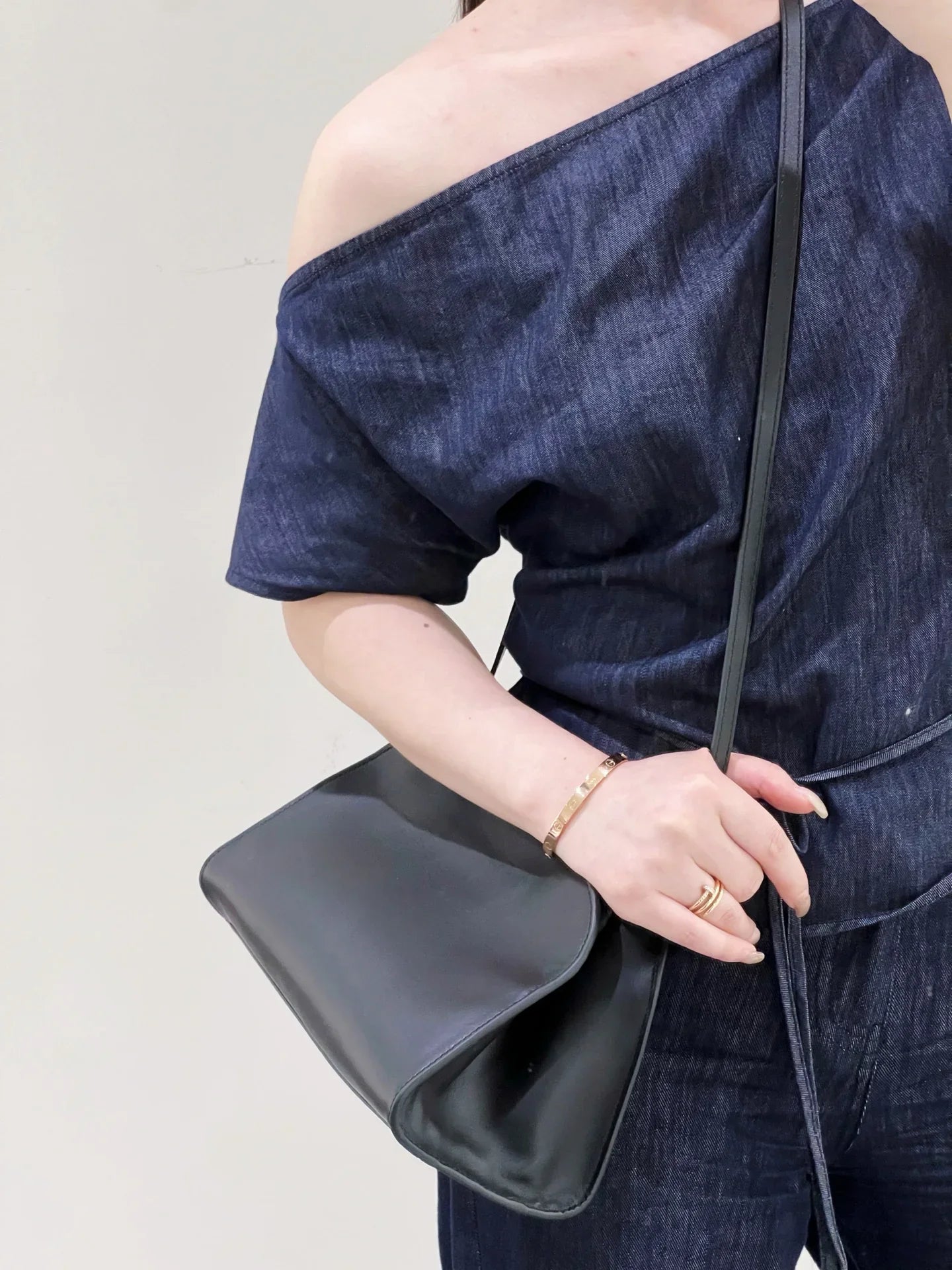 Minimalist Black Calfskin Style Shoulder Bag – Vegan Leather Large Purse for Women