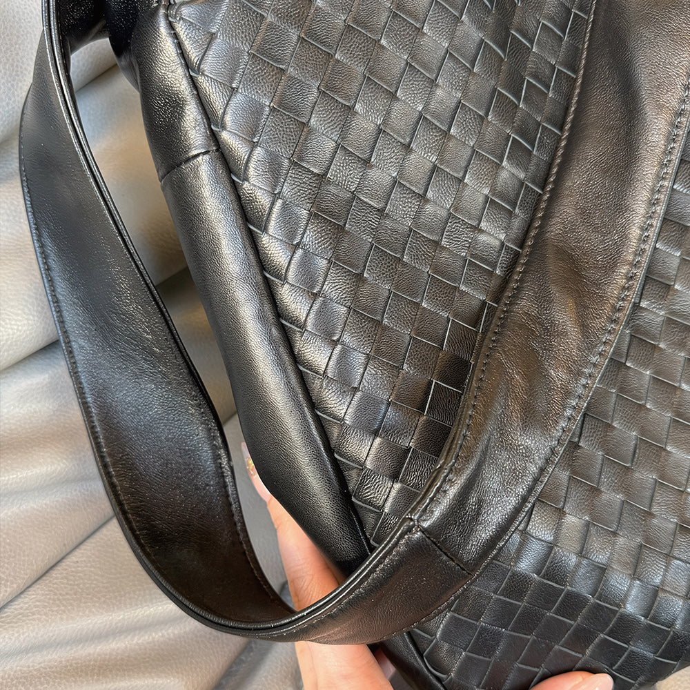 Woven Lambskin Crossbody Bag Elegant Edge Bound Design