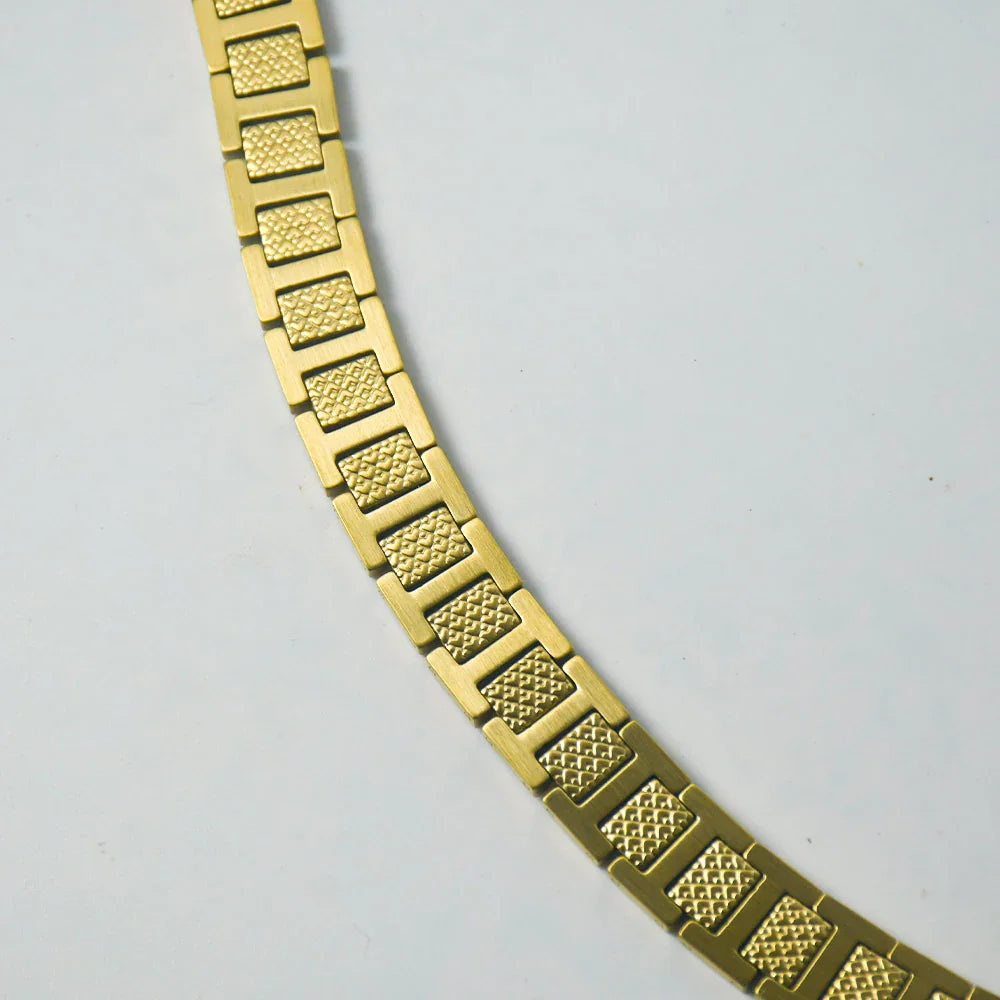 Luxury-Inspired Gold Bracelet for Men – Sleek & Sophisticated