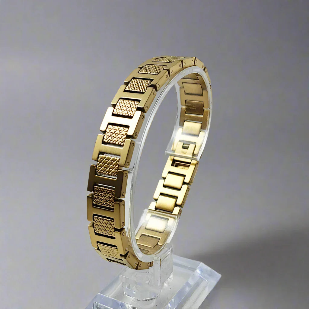 Luxury-Inspired Gold Bracelet for Men – Sleek & Sophisticated