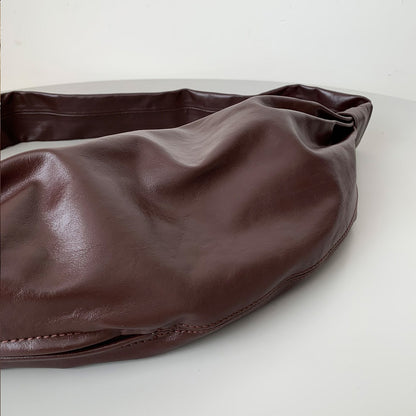 Classy Croissant leather shoulder bag,Medium