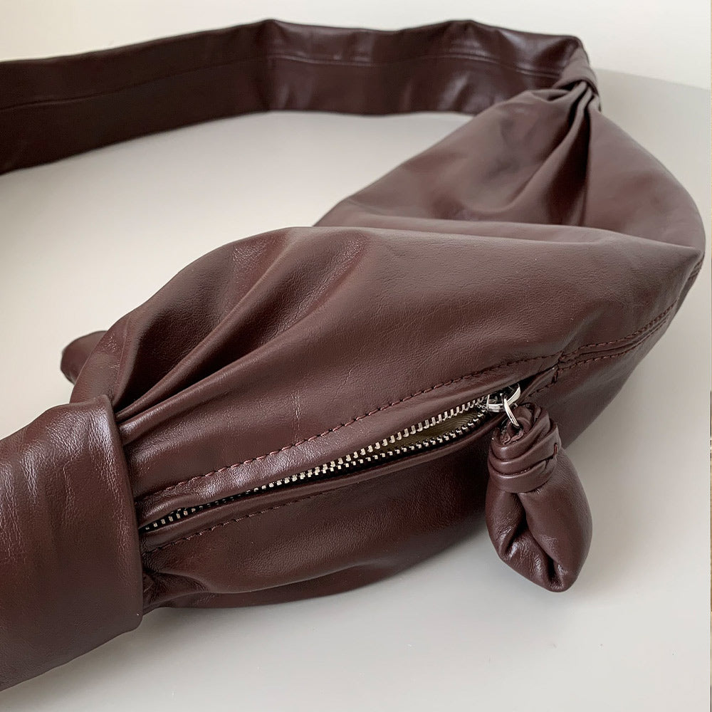 Classy Croissant leather shoulder bag,Medium