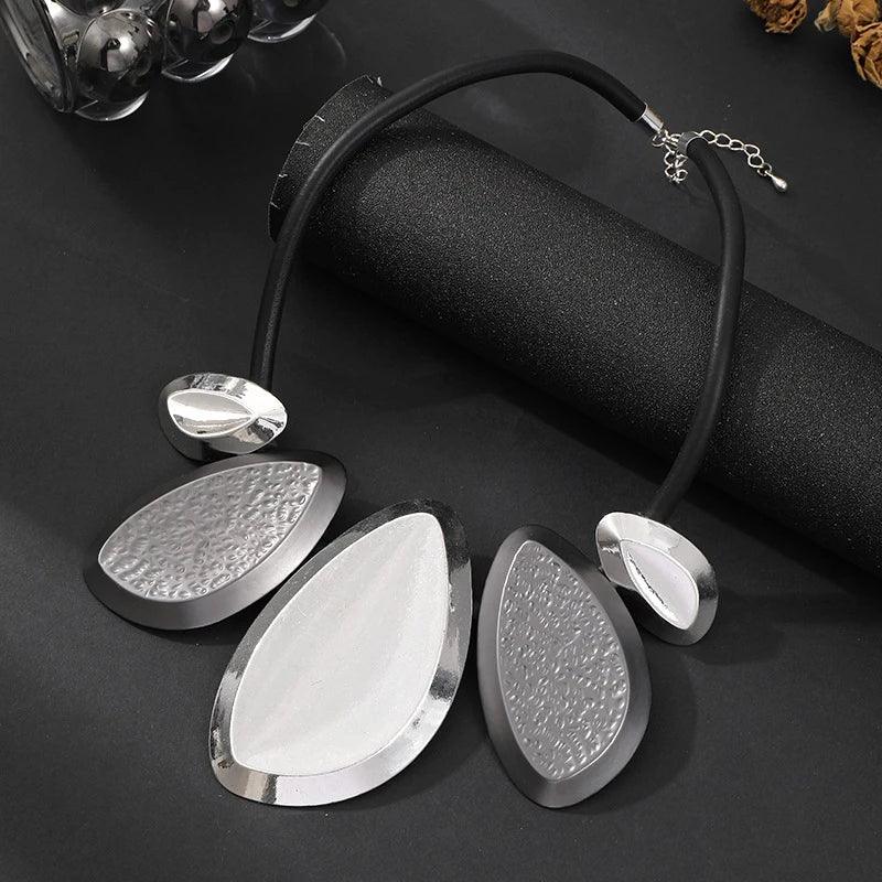 Modern Geometric Silver Statement Necklace – bold minimalist jewelry with teardrop pendants | Civibuy wholesale near New York