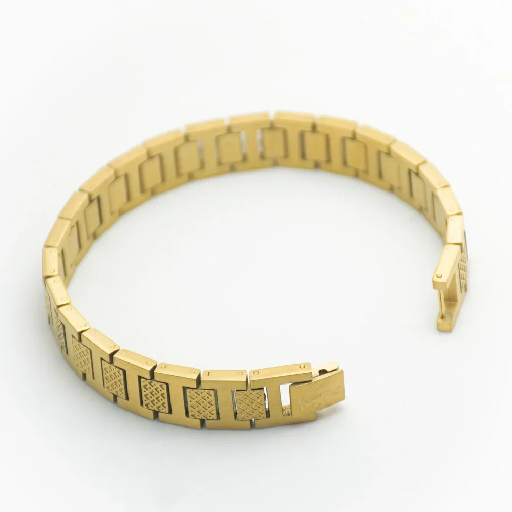 Luxury-Inspired Gold Bracelet for Men – Sleek & Sophisticated