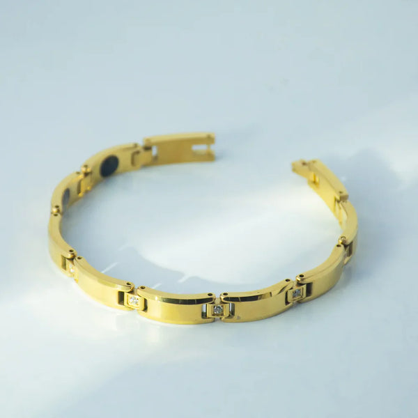 Gold Magnetic Bracelet for Women Cross Link Therapy Sparkly Jewelry for Pain Relief