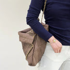 ラムスキンの巾着型ホーボーバッグ - 真鍮と内側のカードホルダー付きハンドメイド、100%ラムスキン