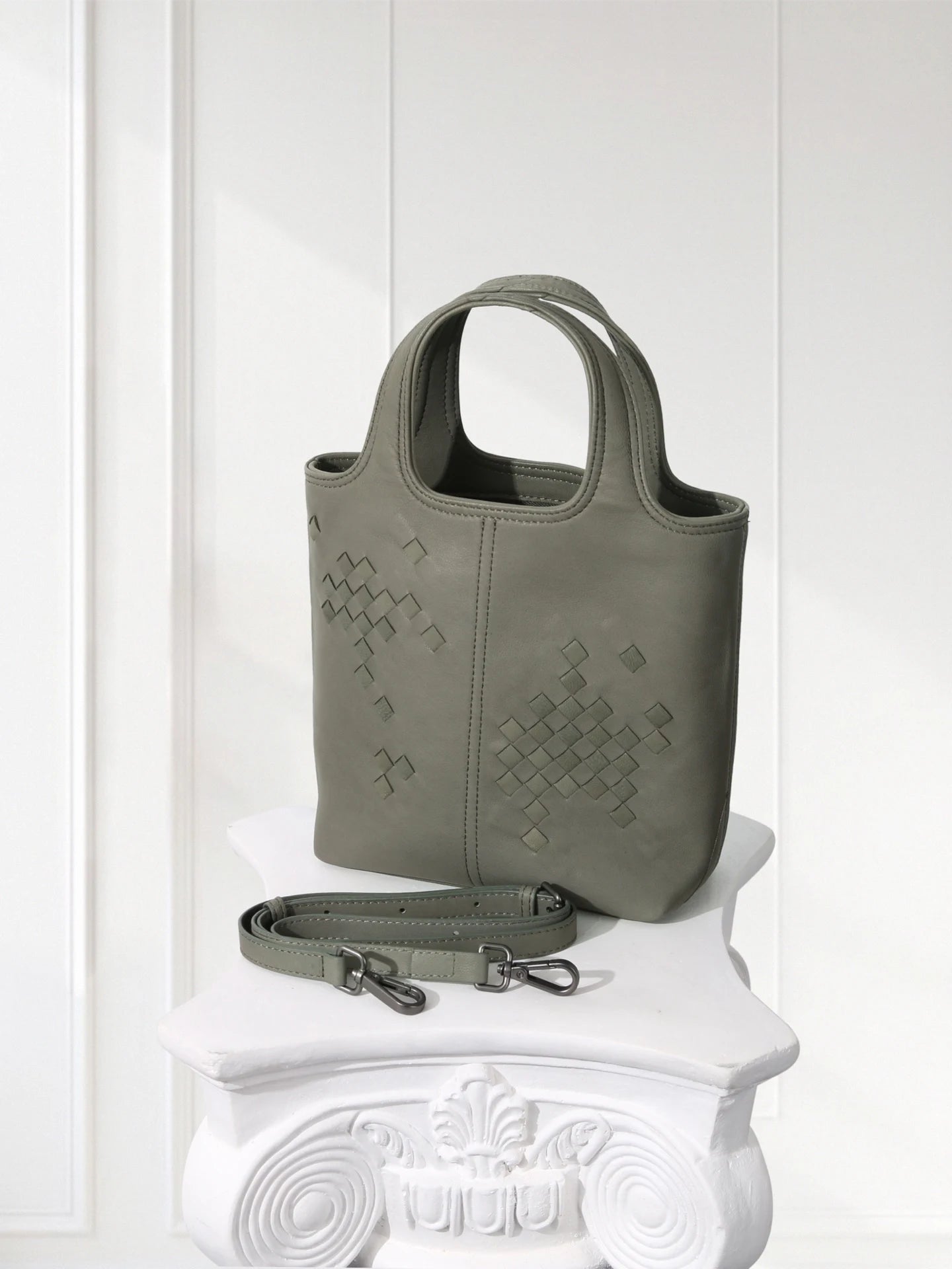 Woven Leather Mini Tote Bag Minimalist Handle Purse