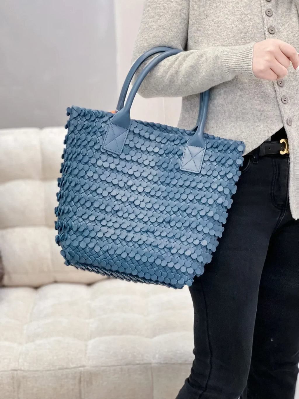 Luxury women’s woven leather shoulder bag, 100% lambskin hobo tote in blue, stylish soft bucket handbag