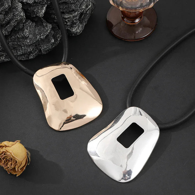 エレガントなデイリーローズゴールドとシルバーのツートンマルチレイヤーティアドロップダングルイヤリングレディース