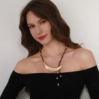 Collana con pendente a mezzaluna martellata – Stile boho moderno