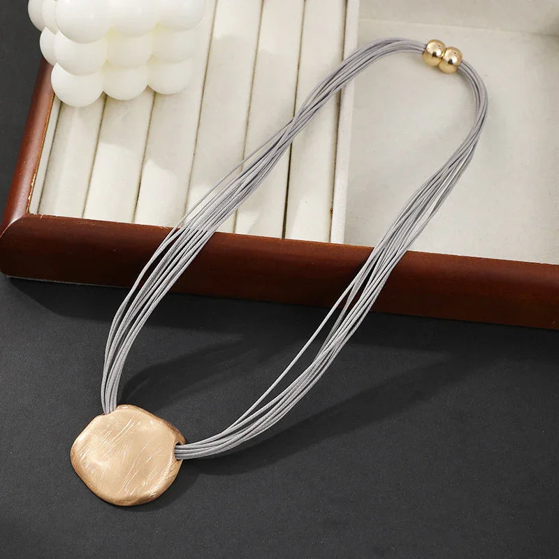 エレガントなデイリーローズゴールドとシルバーのツートンマルチレイヤーティアドロップダングルイヤリングレディース