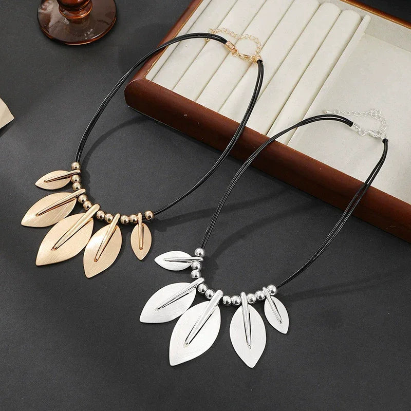 Elegant Artistic Gold Leaf Necklace for Women