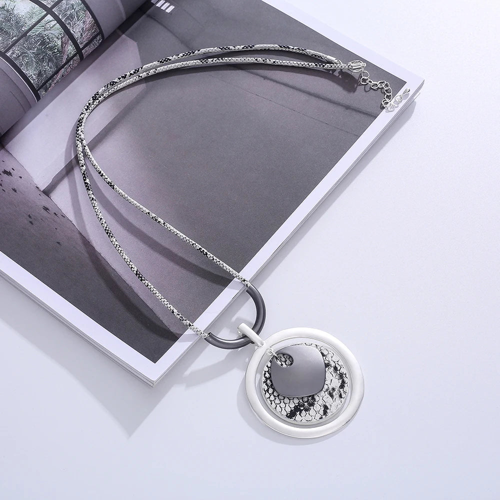 Long Snake Necklace – Timeless Triumph Silver Necklace | Wholesale