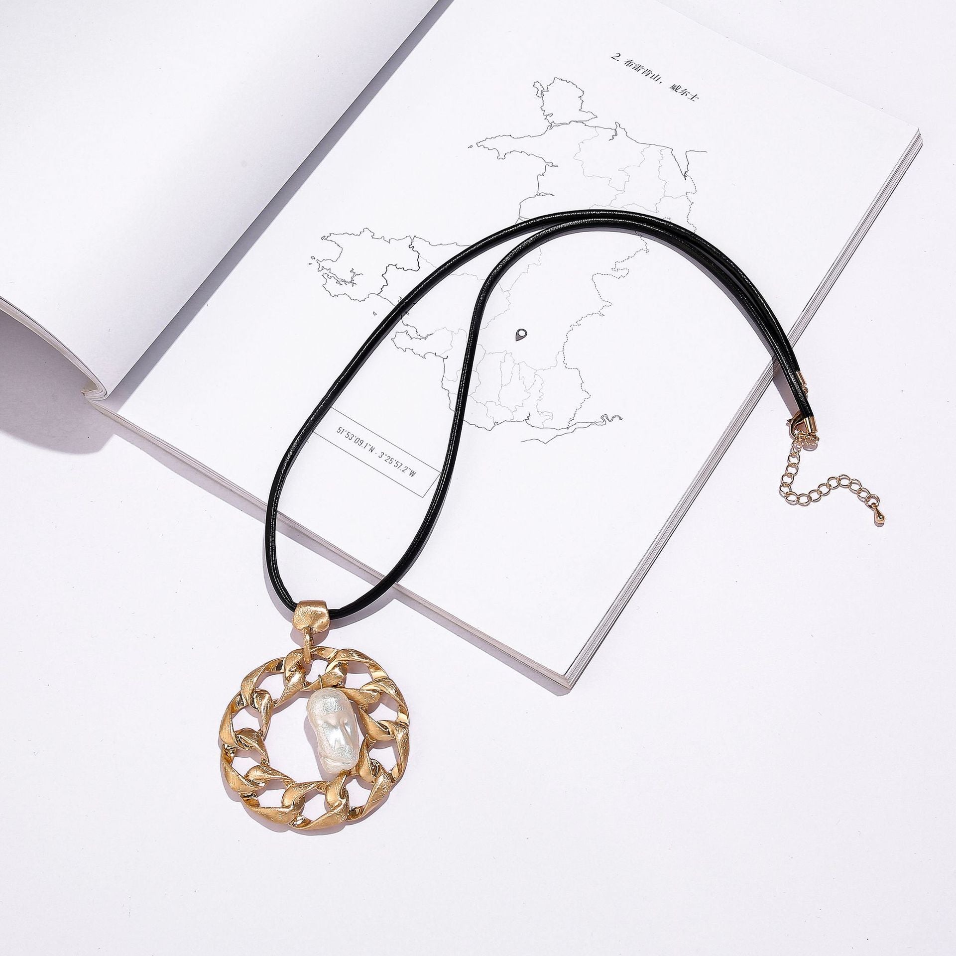 Gold Necklace for Women Collar Necklace Disc Minimalist Necklace - CIVIBUY