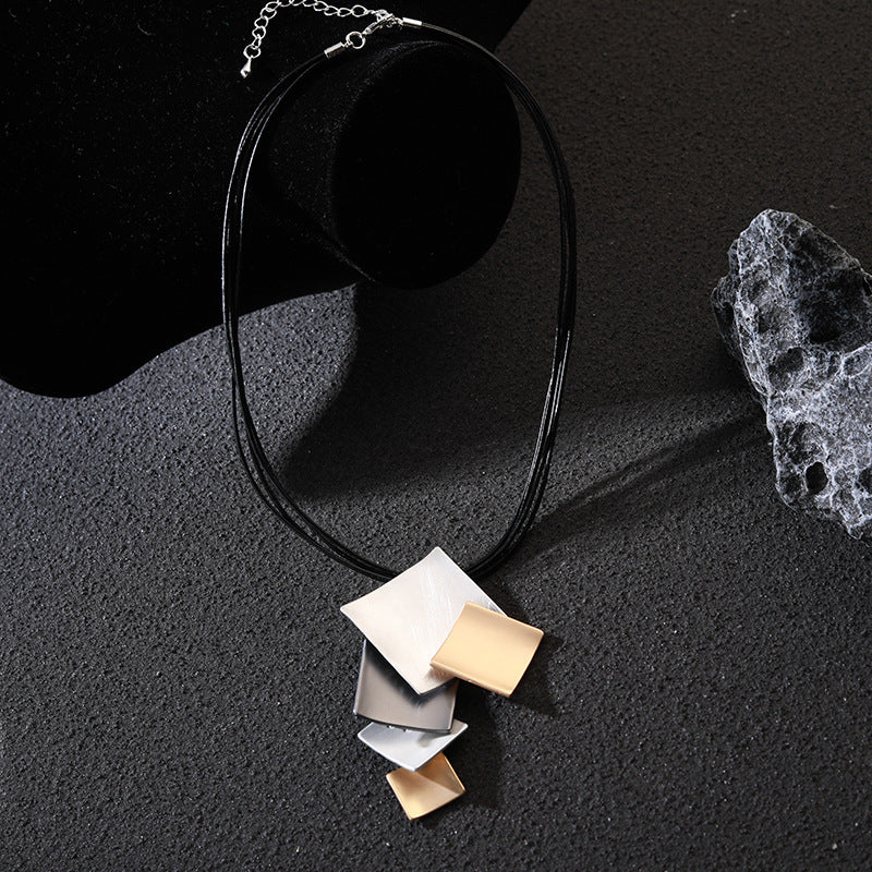 Stainless steel necklace with chunky Black & Gold ELEMENTS - CIVIBUY