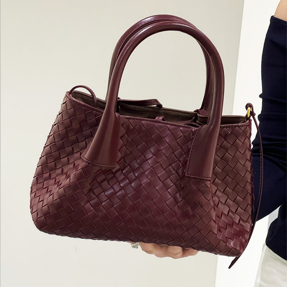 Tote Bag In Intrecciato Silky Calf Leather With Adjustable Detachable Strap