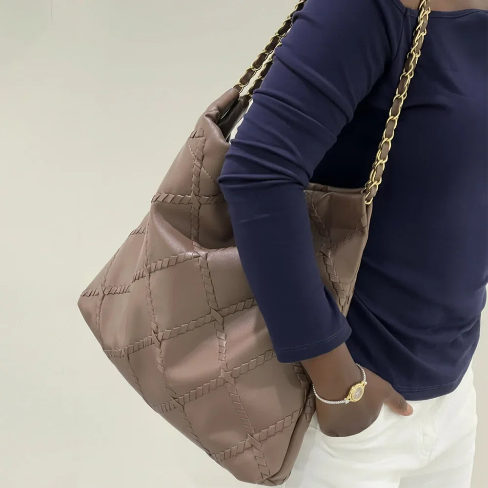 ラムスキンの巾着型ホーボーバッグ - 真鍮と内側のカードホルダー付きハンドメイド、100%ラムスキン