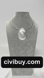 Golden Essence: Modern Oval Choker Necklace