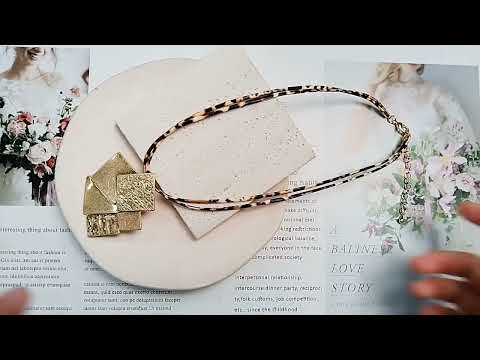 Women Chain Necklace Gold Plated Rectangular Pendant Necklace Mountain Card