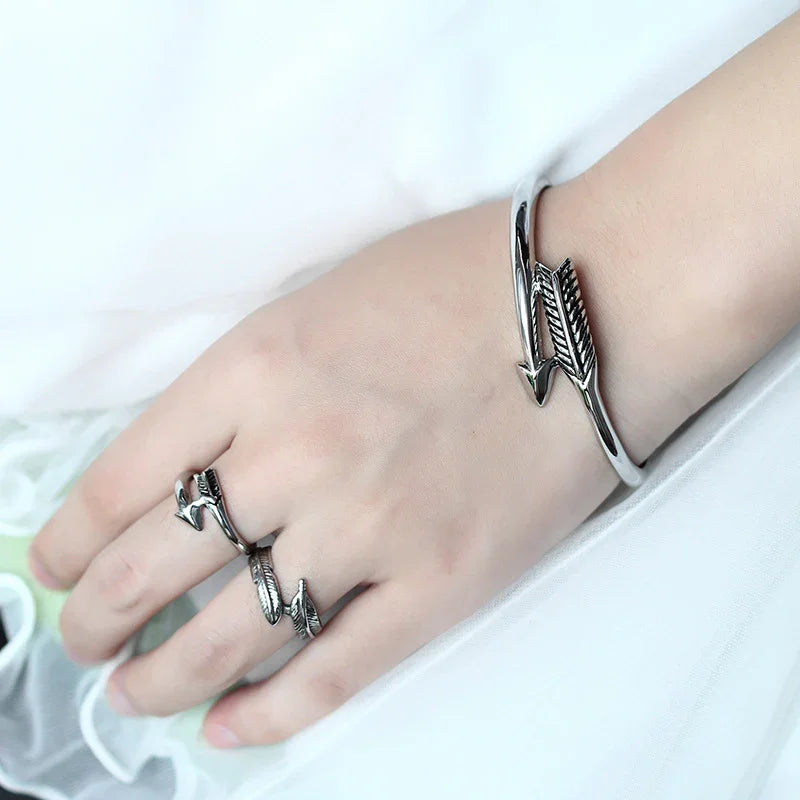 Simple geometric arrow titanium steel women Bracelet - CIVIBUY