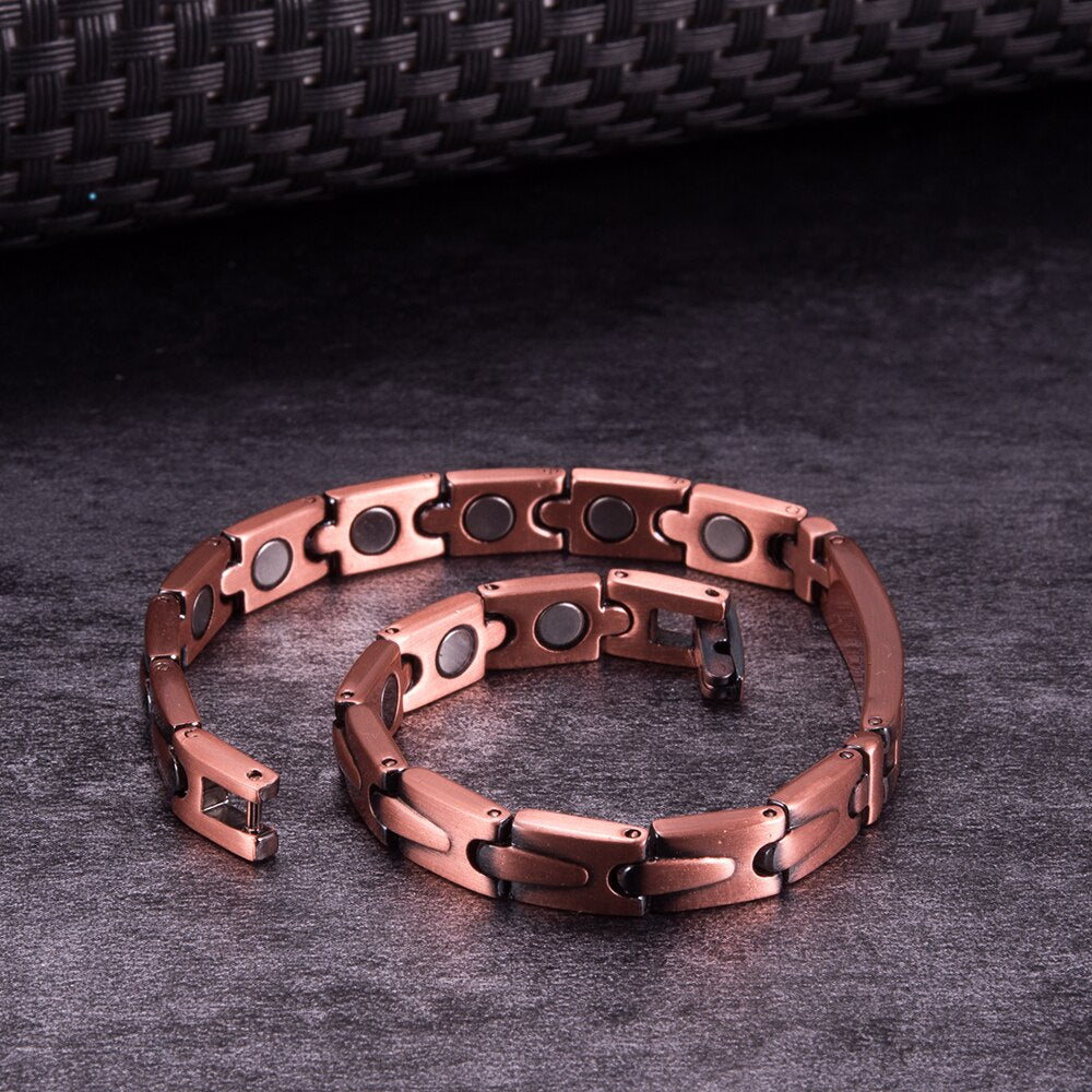 Amazon.com: Feraco Men's Women's Copper Magnetic Bracelet for Arthritis  Pain Relief Elegant 99.99% Solid Copper Bracelets with Double-Row Strong  Magnets : Health & Household