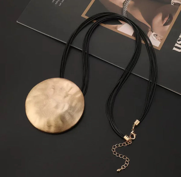 Gold-Plated Cubic Pendant Necklace chunky Leather necklace for women【wholesale】