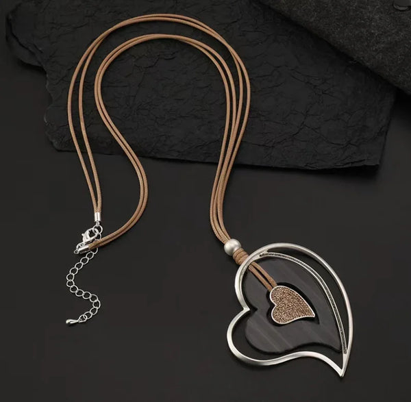 Silver-Plated sweat Heart Pendant Necklace chunky necklace for women【wholesale】